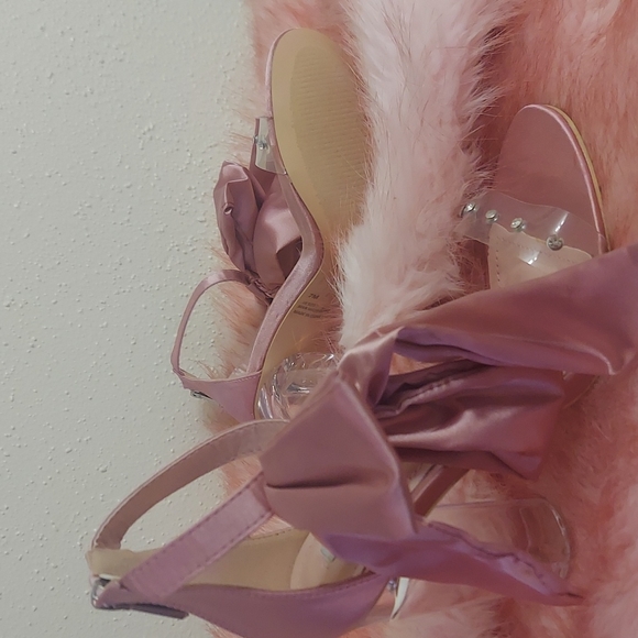 Brand New Mauve Pink Satin Rhinestone Ankle Strap Clear Heels - Picture 8 of 11